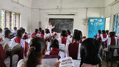 रायपुर : युक्तियुक्तकरण से शिक्षा व्यवस्था को मजबूती – नगरदा स्कूल को मिला जीवविज्ञान शिक्षक रायपुर : युक्तियुक्तकरण से शिक्षा व्यवस्था को मजबूती – नगरदा स्कूल को मिला जीवविज्ञान शिक्षक