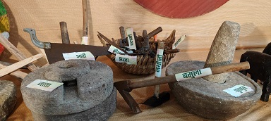 मुख्यमंत्री निवास में हरेली उत्सव: छत्तीसगढ़ी परंपराओं की झलक, पारंपरिक कृषि यंत्रों के साथ बिखरी सांस्कृतिक छटा मुख्यमंत्री निवास में हरेली उत्सव: छत्तीसगढ़ी परंपराओं की झलक, पारंपरिक कृषि यंत्रों के साथ बिखरी सांस्कृतिक छटा