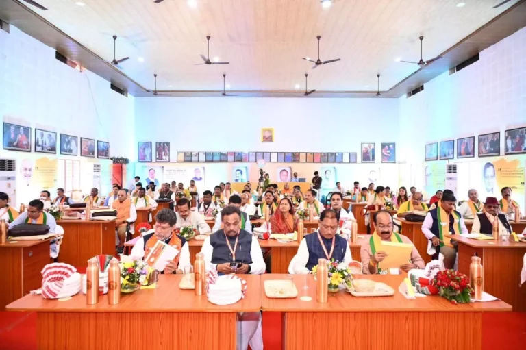 आज बीजेपी मेयर शामिल होंगे मैनपाट प्रशिक्षण शिविर में फिर होगा समापन आज बीजेपी मेयर शामिल होंगे मैनपाट प्रशिक्षण शिविर में फिर होगा समापन