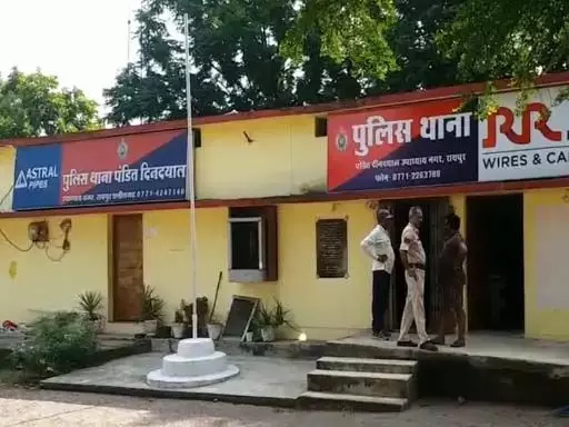 रायपुरा चौक के पास लूट, डीडी नगर पुलिस जांच में जुटी रायपुरा चौक के पास लूट, डीडी नगर पुलिस जांच में जुटी