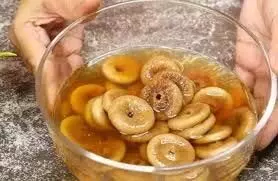 Soaked Anjeer Benefit: खाली पेट अंजीर खाने के हैं ये दिलचस्प फायदे Soaked Anjeer Benefit: खाली पेट अंजीर खाने के हैं ये दिलचस्प फायदे