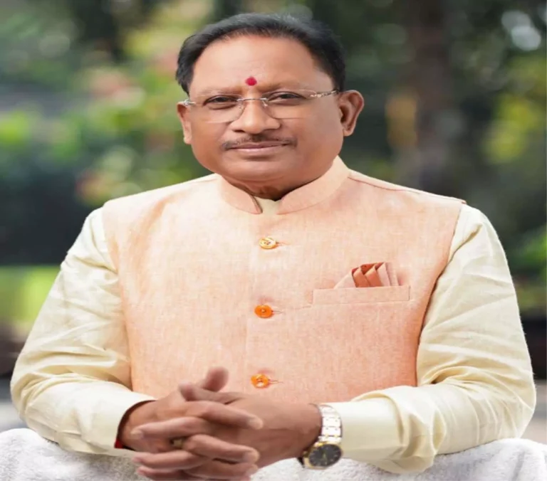 बंदूकें अब ख़ामोश हो रही हैं और बीजापुर बदलाव की राह पर, CM साय का बड़ा बयान बंदूकें अब ख़ामोश हो रही हैं और बीजापुर बदलाव की राह पर, CM साय का बड़ा बयान