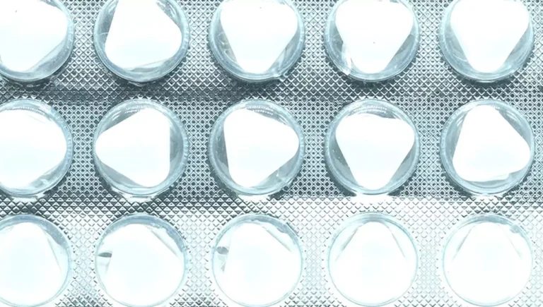 किसी मरीज या अस्पताल को नहीं हुआ गुणवत्ताहीन कैल्शियम टैबलेट्स का वितरण किसी मरीज या अस्पताल को नहीं हुआ गुणवत्ताहीन कैल्शियम टैबलेट्स का वितरण