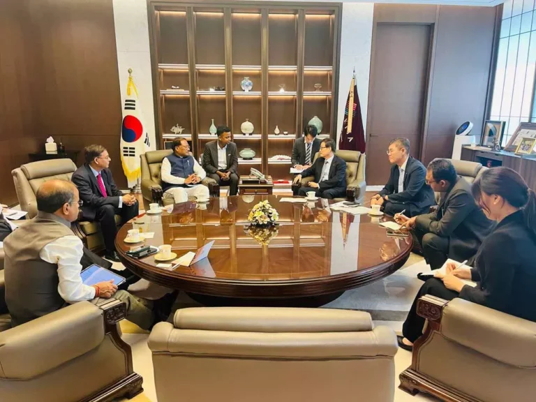 दक्षिण कोरिया के इस सबसे बड़े व्यापार संगठन के साथ CM साय ने की बैठक दक्षिण कोरिया के इस सबसे बड़े व्यापार संगठन के साथ CM साय ने की बैठक