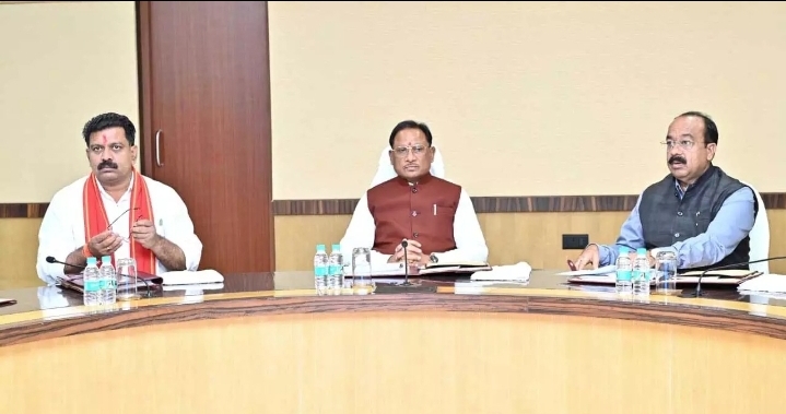 मुख्यमंत्री श्री विष्णु देव साय की अध्यक्षता में आज यहां मंत्रालय महानदी भवन में आयोजित कैबिनेट की बैठक में महत्वपूर्ण निर्णय लिए गए मुख्यमंत्री श्री विष्णु देव साय की अध्यक्षता में आज यहां मंत्रालय महानदी भवन में आयोजित कैबिनेट की बैठक में महत्वपूर्ण निर्णय लिए गए