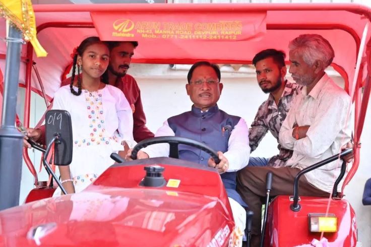 धान का कटोरा कहे जाने वाले छत्तीसगढ़ में किसानों को मिला जीएसटी सुधार का लाभ धान का कटोरा कहे जाने वाले छत्तीसगढ़ में किसानों को मिला जीएसटी सुधार का लाभ