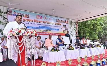 प्रदेश के स्कूलों में 9 हजार स्मार्ट क्लास और 22 हजार कंप्यूटर लगाने की घोषणा प्रदेश के स्कूलों में 9 हजार स्मार्ट क्लास और 22 हजार कंप्यूटर लगाने की घोषणा