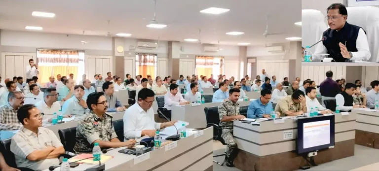 CM साय ने दंतेवाड़ा सहित सुकमा, बीजापुर और बस्तर जिलों के उच्चाधिकारियों की बैठक ली