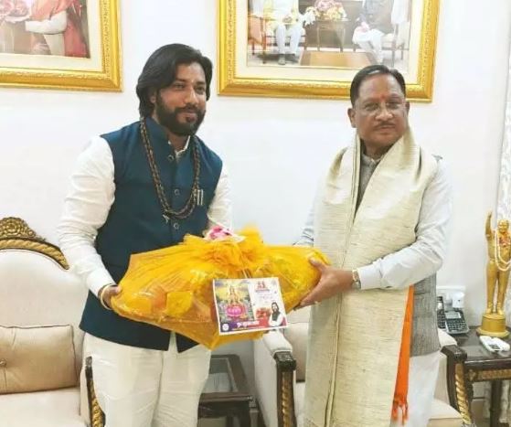 मुख्यमंत्री विष्णुदेव साय से कैबिनेट मंत्री खुशवंत साहेब ने की सौजन्य भेंट मुख्यमंत्री विष्णुदेव साय से कैबिनेट मंत्री खुशवंत साहेब ने की सौजन्य भेंट