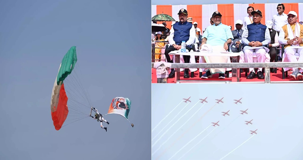 राज्योत्सव पर वायु सेना की टीम का रोमांचक एयर शो, सेंध जलाशय के ऊपर आसमां में गूंजा ‘जय जोहार’ और छत्तीसगढ़िया सबले बढ़िया राज्योत्सव पर वायु सेना की टीम का रोमांचक एयर शो, सेंध जलाशय के ऊपर आसमां में गूंजा ‘जय जोहार’ और छत्तीसगढ़िया सबले बढ़िया