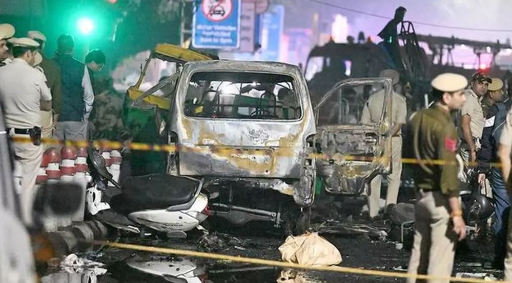 कार विस्फोट मामले में NIA की बड़ी कार्रवाई, चार और आरोपी गिरफ्तार कार विस्फोट मामले में NIA की बड़ी कार्रवाई, चार और आरोपी गिरफ्तार