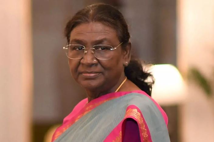 राष्ट्रपति द्रौपदी मुर्मू 2 दिन बाद छत्तीसगढ़ में बड़ी योजनाओं का करेंगी शुभारंभ राष्ट्रपति द्रौपदी मुर्मू 2 दिन बाद छत्तीसगढ़ में बड़ी योजनाओं का करेंगी शुभारंभ
