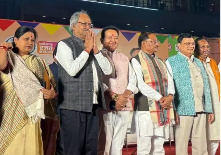 अंतरराष्ट्रीय व्यापार मेले में शामिल हुए सांसद अग्रवाल अंतरराष्ट्रीय व्यापार मेले में शामिल हुए सांसद अग्रवाल