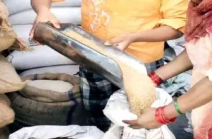 रायपुर कलेक्टर ने 250 राशन दुकानों का आवंटन किया निरस्त रायपुर कलेक्टर ने 250 राशन दुकानों का आवंटन किया निरस्त