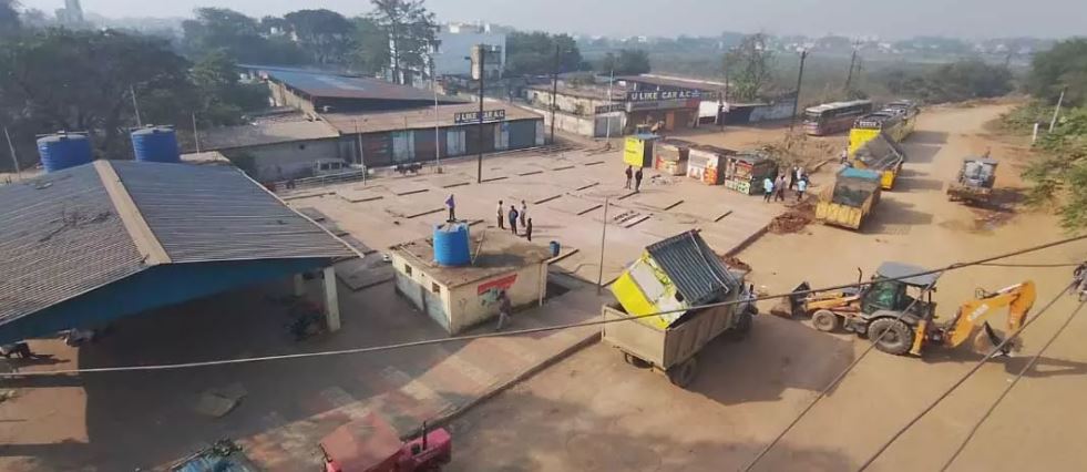 आमा नाका रेलवे ओवर ब्रिज के नीचे चौपाटी शिफ्ट आमा नाका रेलवे ओवर ब्रिज के नीचे चौपाटी शिफ्ट