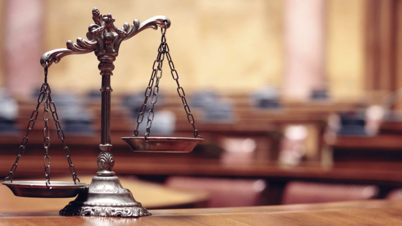 12 साल बाद मिला न्याय: ग्वालियर के 81 वर्षीय रामसेवक गुप्ता की जीत, रेलवे को देना होगा हर्जाना 12 साल बाद मिला न्याय: ग्वालियर के 81 वर्षीय रामसेवक गुप्ता की जीत, रेलवे को देना होगा हर्जाना