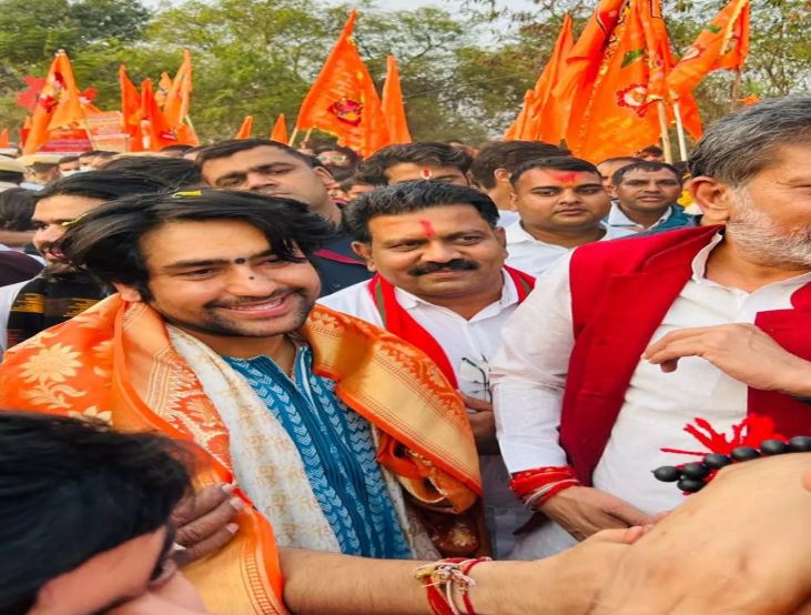 उपमुख्यमंत्री विजय शर्मा ने बागेश्वर धाम में ‘सनातन हिंदू एकता यात्रा’ में हुए शामिल उपमुख्यमंत्री विजय शर्मा ने बागेश्वर धाम में ‘सनातन हिंदू एकता यात्रा’ में हुए शामिल