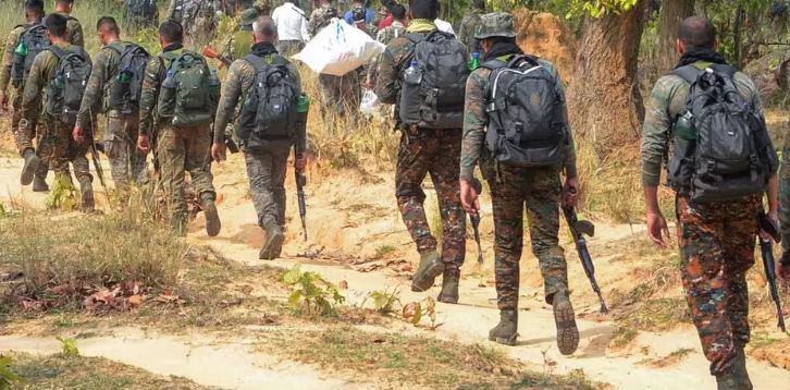 बीजापुर में बड़े नक्सली लीडर ढेर बीजापुर में बड़े नक्सली लीडर ढेर