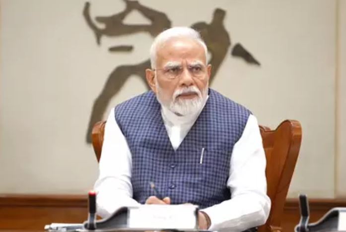 मथुरा हादसे पर पीएम मोदी ने जताया दुख, आर्थिक मदद का ऐलान मथुरा हादसे पर पीएम मोदी ने जताया दुख, आर्थिक मदद का ऐलान