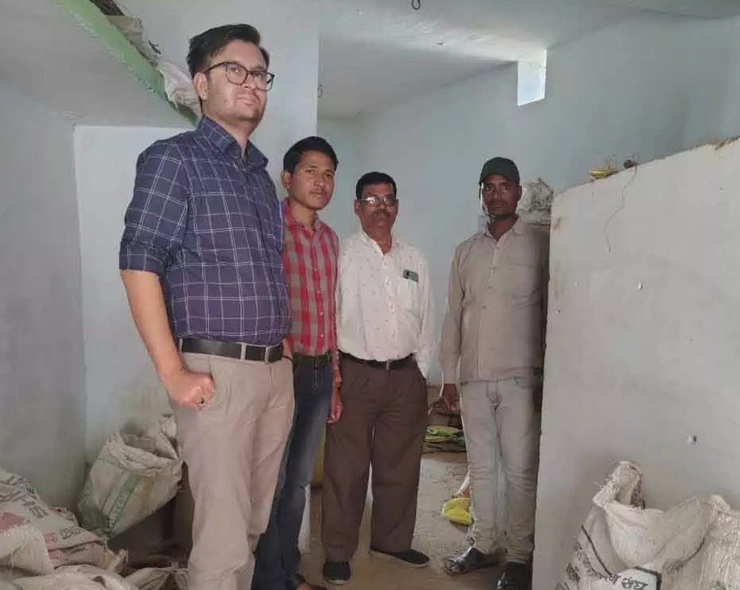 संयुक्त टीम ने बिचौलिए से 24 लाख के 1055 क्विंटल अवैध धान किया जब्त