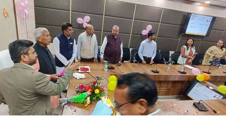 छत्तीसगढ़ सरकार के 2 साल पूरा होने पर राज्य के 21 हजार से ज्यादा श्रमिकों को मिला 20.20 करोड़ रूपए का तोहफा छत्तीसगढ़ सरकार के 2 साल पूरा होने पर राज्य के 21 हजार से ज्यादा श्रमिकों को मिला 20.20 करोड़ रूपए का तोहफा