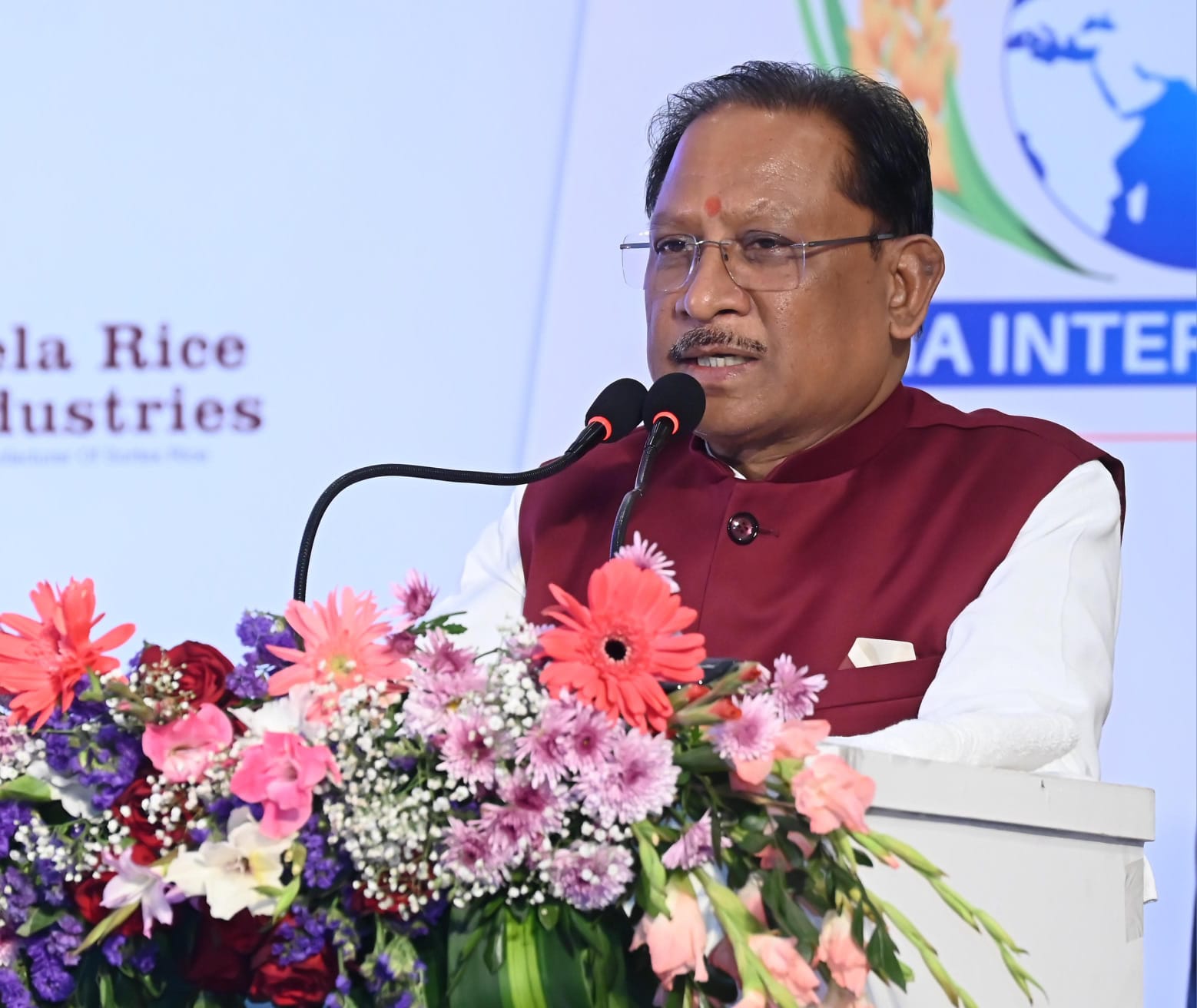 ऑर्गेनिक उत्पादों की मांग तेजी से बढ़ रही है : CM विष्णुदेव साय ऑर्गेनिक उत्पादों की मांग तेजी से बढ़ रही है : CM विष्णुदेव साय