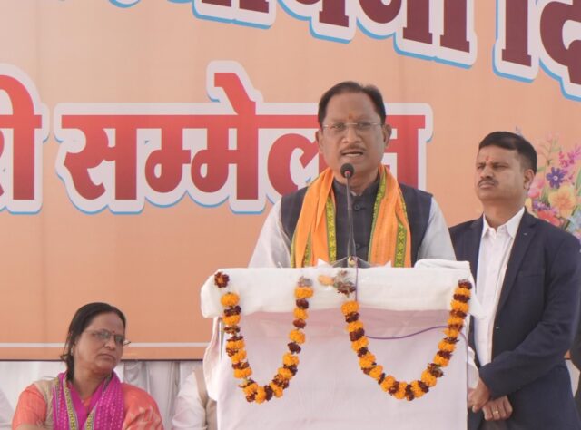 जनजातीय क्षेत्रों के समग्र विकास के लक्ष्य के साथ आगे बढ़ रही है सरकार : मुख्यमंत्री विष्णुदेव साय जनजातीय क्षेत्रों के समग्र विकास के लक्ष्य के साथ आगे बढ़ रही है सरकार : मुख्यमंत्री विष्णुदेव साय