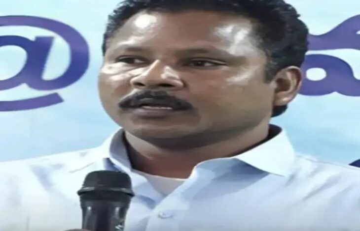 सरेंडर नक्सली देवा बताएगा झीरम घाटी का सच सरेंडर नक्सली देवा बताएगा झीरम घाटी का सच