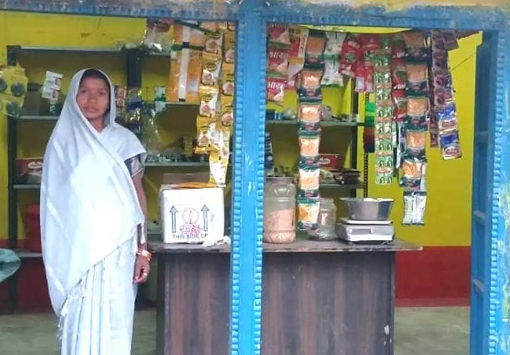 नारी शक्ति की उड़ान, बिहान योजना से आत्मनिर्भर बनी सुखमंती बैगा नारी शक्ति की उड़ान, बिहान योजना से आत्मनिर्भर बनी सुखमंती बैगा