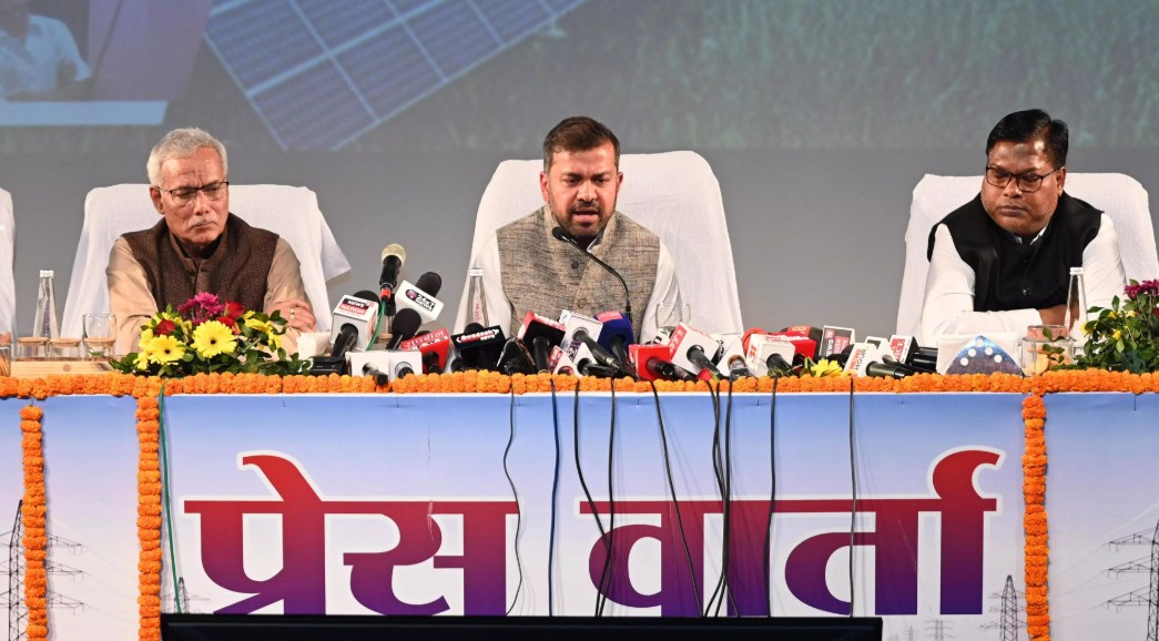 ऊर्जा विभाग के सचिव डॉ रोहित यादव ने पत्रकारों से साझा की विभागीय उपलब्धियां ऊर्जा विभाग के सचिव डॉ रोहित यादव ने पत्रकारों से साझा की विभागीय उपलब्धियां