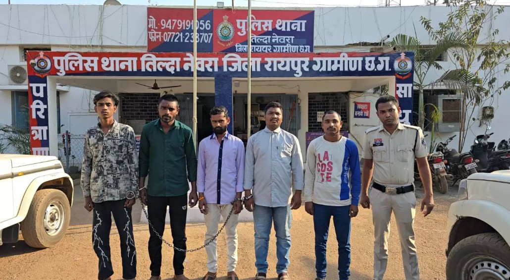 रायपुर ग्रामीण पुलिस का सख्त अभियान, 18 आरोपियों पर कार्रवाई कर भेजा जेल