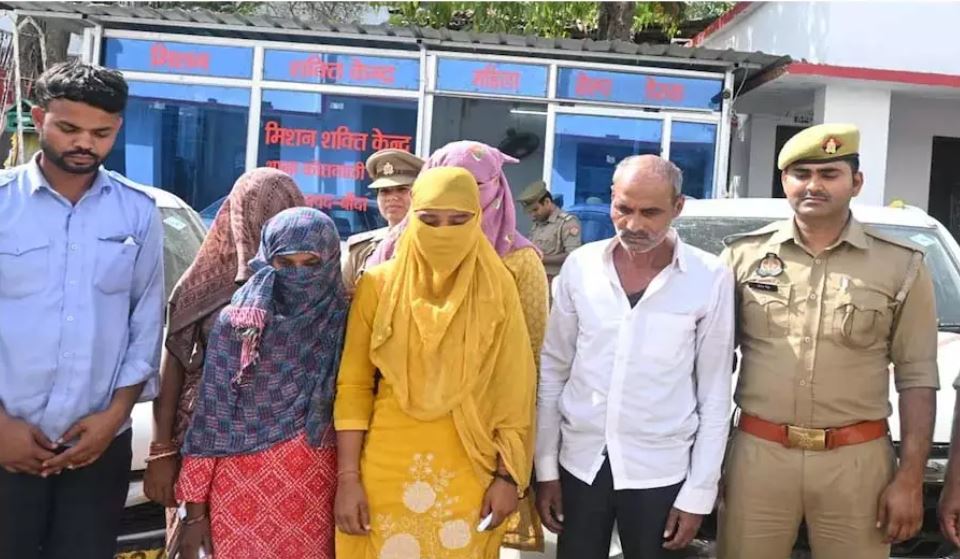 पुलिस ने 6 अंतरराज्यीय लुटेरों को अरेस्ट किया, चार शातिर महिलाएं भी शामिल, मचा हड़कंप