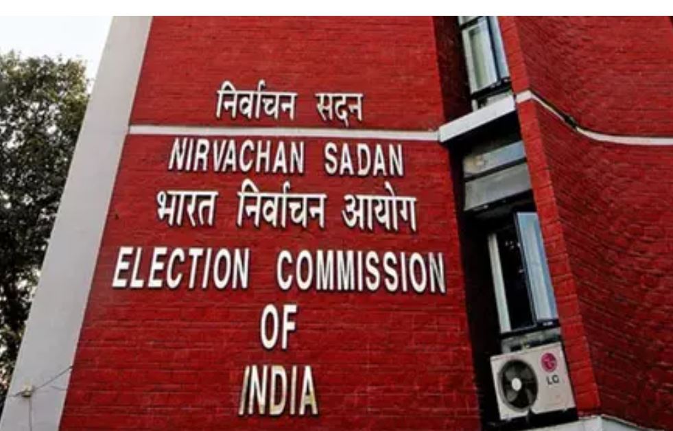 बंगाल में एसआईआर को लेकर दो दिवसीय बैठक, सुरक्षा के पुख्ता इंतजामों में जुटा आयोग