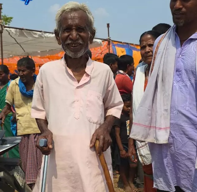 नक्सल मुक्त क्षेत्र में विकास की सौगात, साहेबिन कछार में गिरधर सोरी और जुगसाय गोड को मिला जीवन का नया सहारा