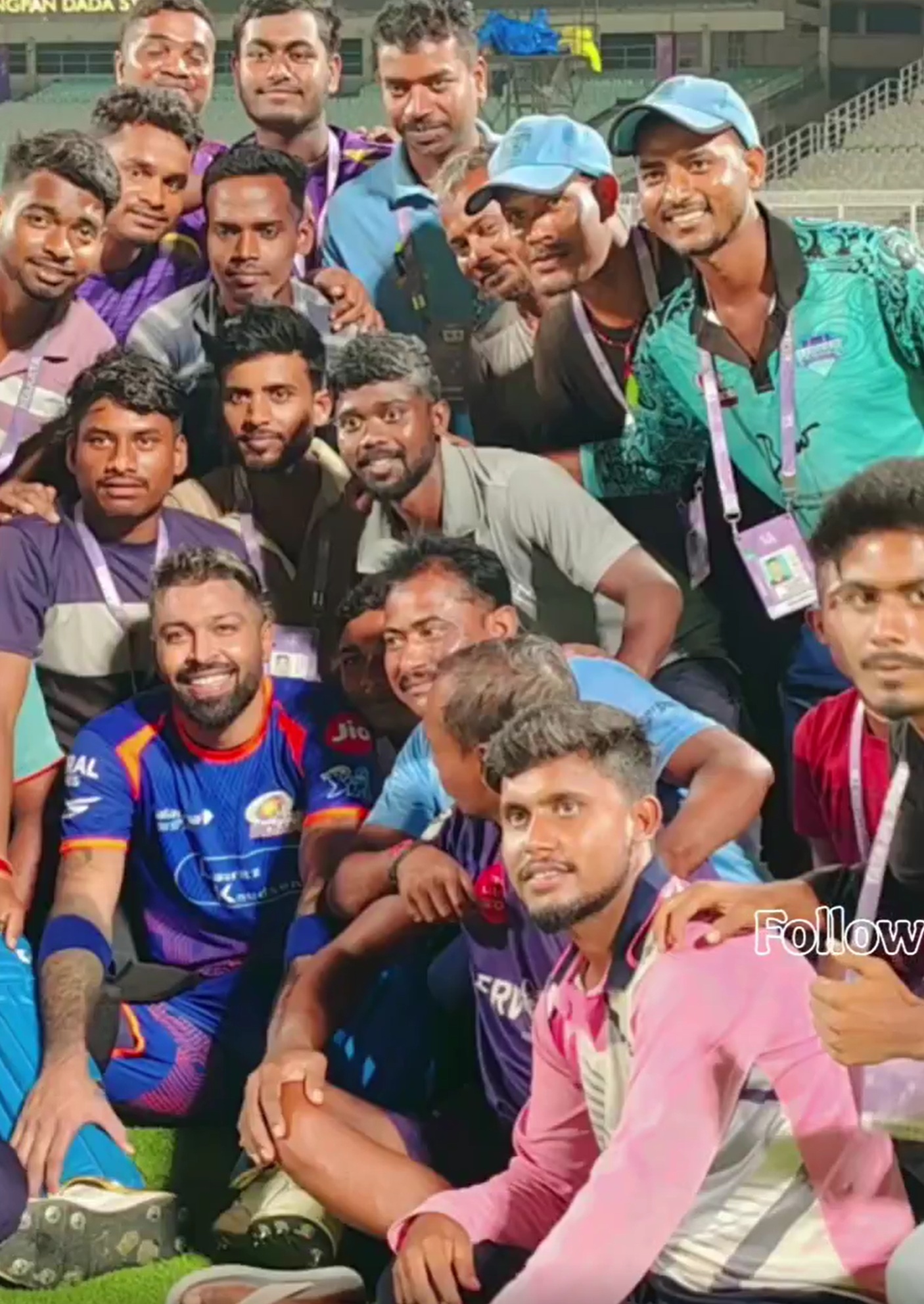 Hardik Pandya’s का MS Dhoni स्टाइल, KKR-MI मैच से पहले वीडियो वायरल