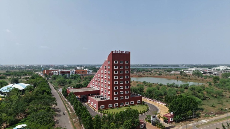 नवा रायपुर अटल नगर : विकास, निवेश और आधुनिक भारत का उभरता स्मार्ट शहर नवा रायपुर अटल नगर : विकास, निवेश और आधुनिक भारत का उभरता स्मार्ट शहर