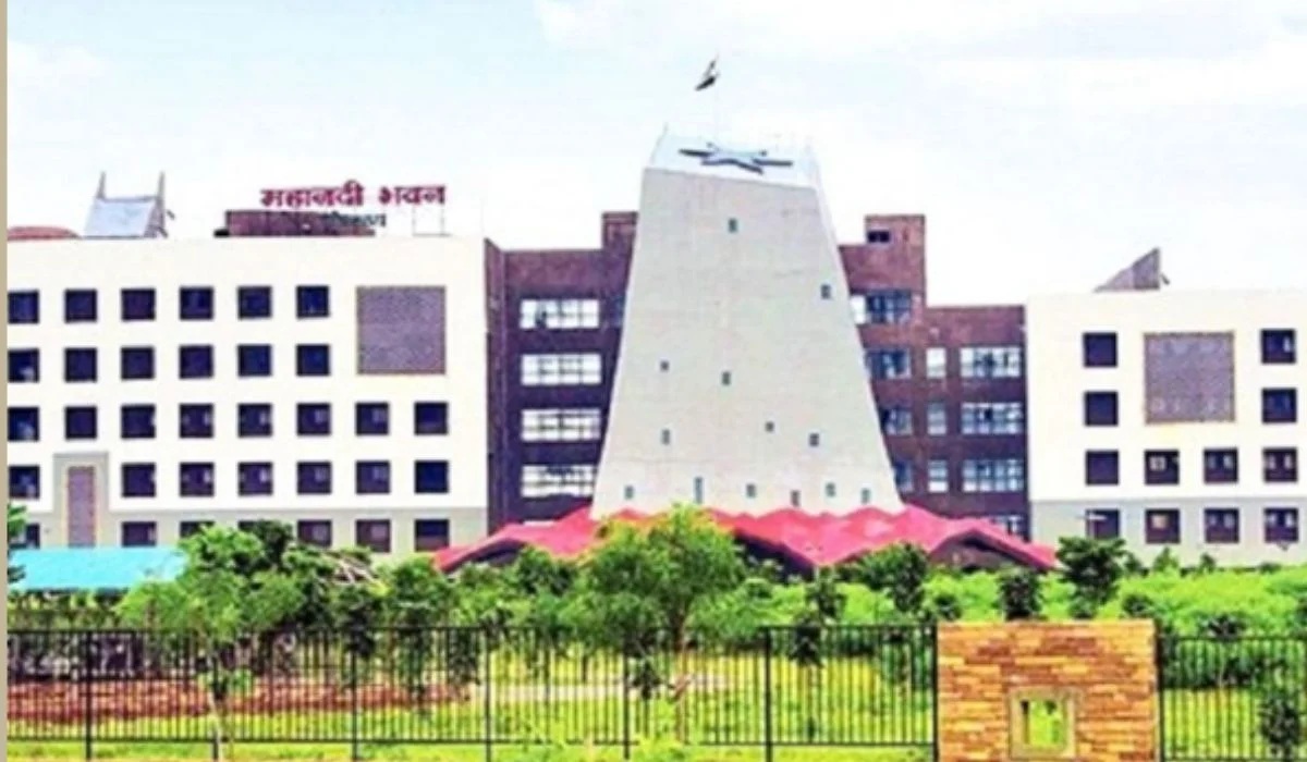 छत्तीसगढ़ मंत्रालय में बड़ा बदलाव 1 जून से खत्म होगी कागजी फाइलों की व्यवस्था, अब केवल ई-फाइल पर होगा काम
