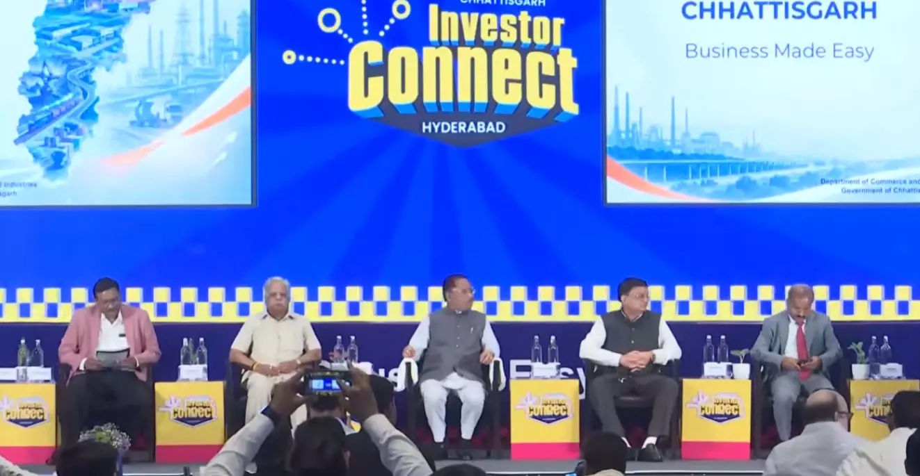 CM विष्णुदेव साय हैदराबाद में आयोजित छत्तीसगढ़ इन्वेस्टर कनेक्ट कार्यक्रम में हुए शामिल CM विष्णुदेव साय हैदराबाद में आयोजित छत्तीसगढ़ इन्वेस्टर कनेक्ट कार्यक्रम में हुए शामिल