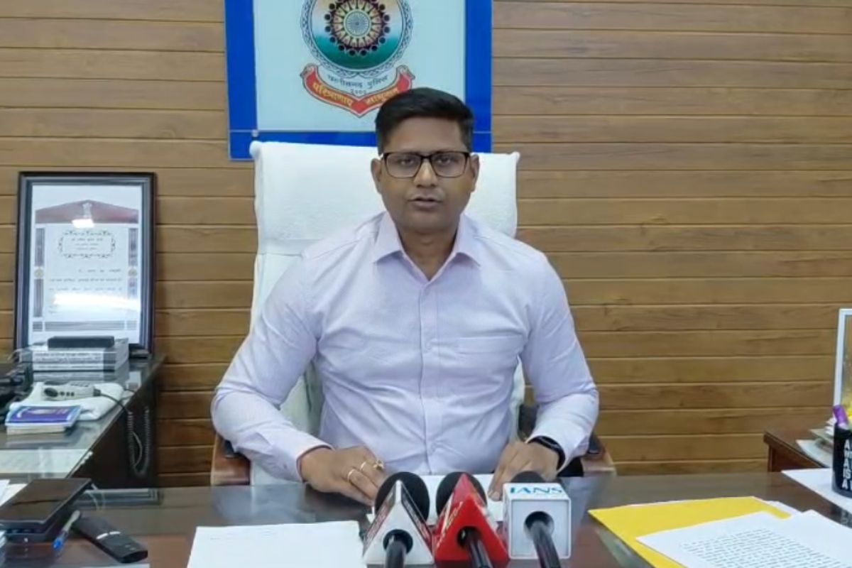 Double Murder in Raigarh: लैलूंगा के छापरपानी में दिल दहला देने वाली वारदात; सूने बोर घर में मिली मां और 10 माह की मासूम की लाश Double Murder in Raigarh: लैलूंगा के छापरपानी में दिल दहला देने वाली वारदात; सूने बोर घर में मिली मां और 10 माह की मासूम की लाश